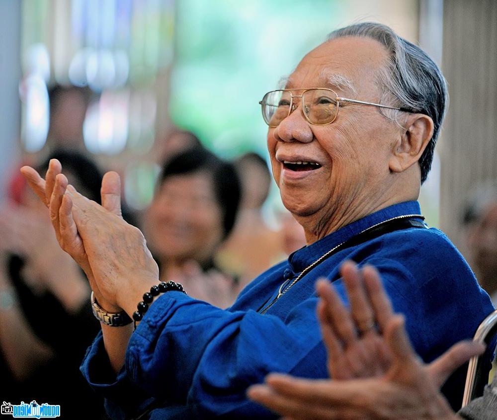 giao-su-tran-van-khe