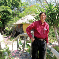 tieng-guitar-thanh-thot-giua-hoa-vien