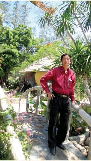 tieng-guitar-thanh-thot-giua-hoa-vien