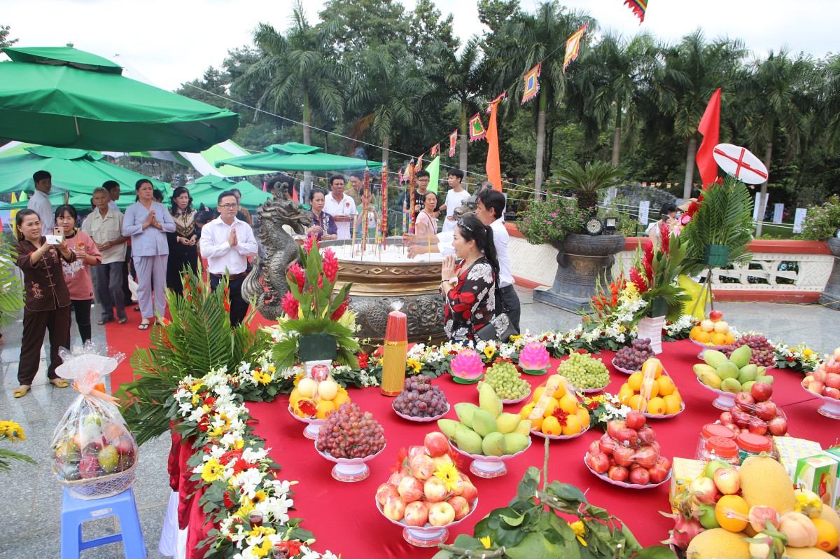 Gần 2500 người dự đại lễ Vu lan báo hiếu Kỷ Hợi 2019