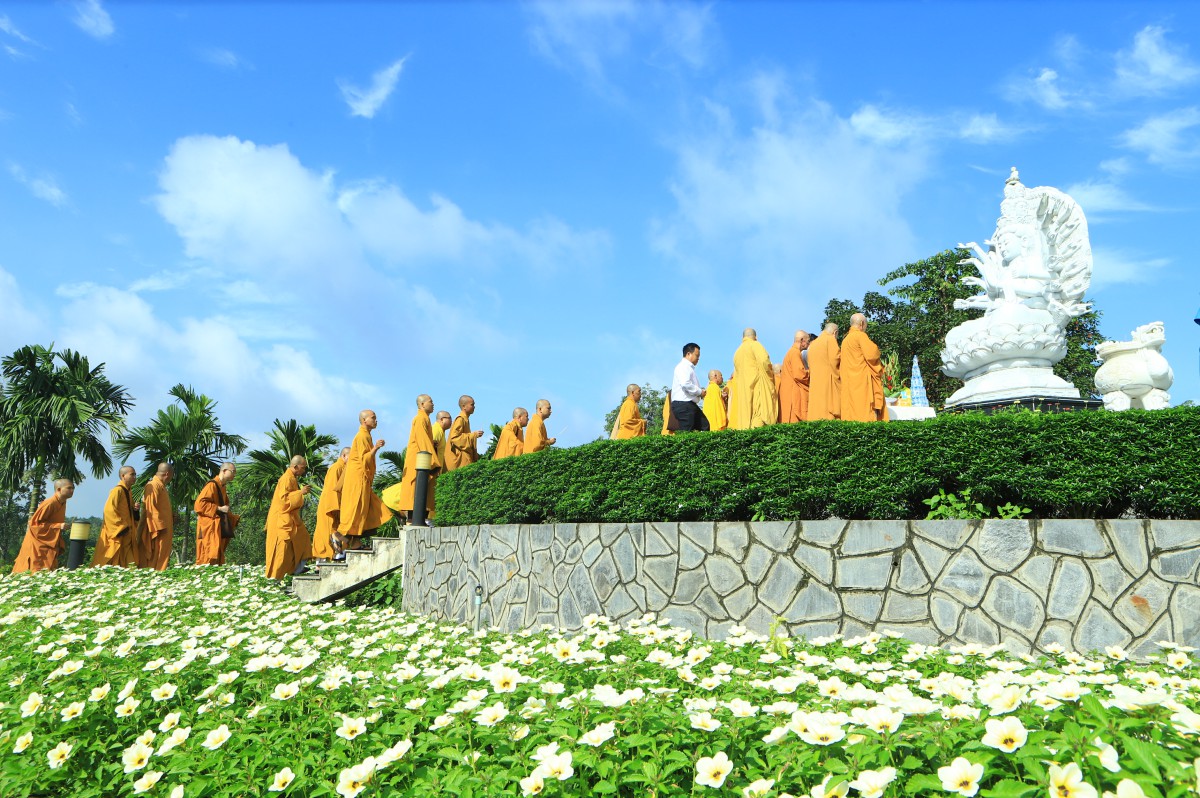 Gần 2500 người dự đại lễ Vu lan báo hiếu Kỷ Hợi 2019