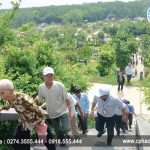 Tuổi già và du lịch